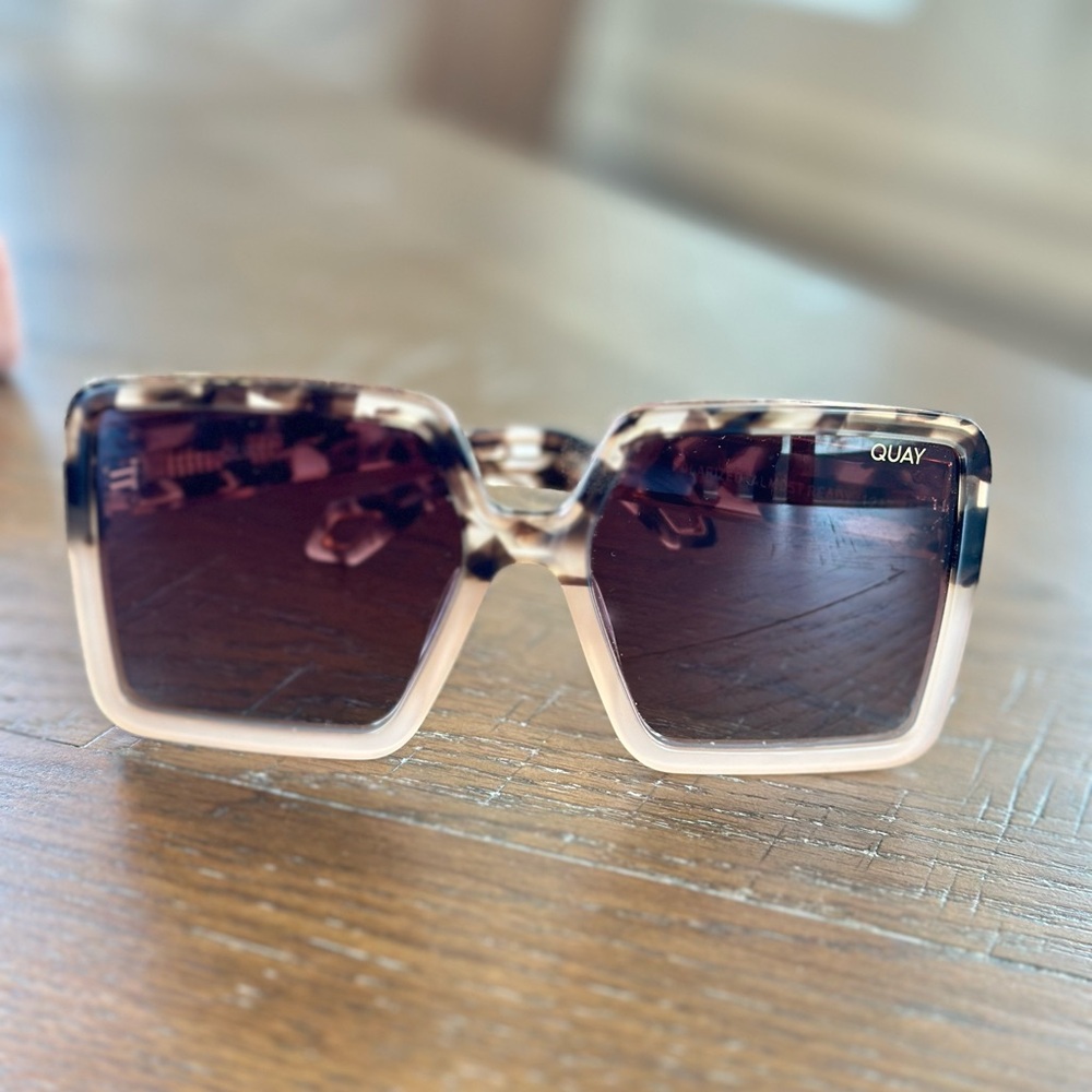 Quay Almost Ready Sunglasses polarized